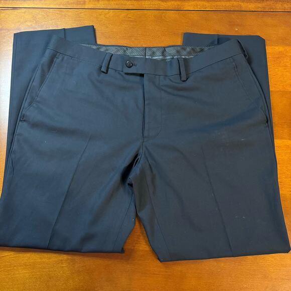 Nordstrom Rack Men's Flat-Front Black Dress Pants Tapered Leg Size 36x30 - Picture 2 of 10